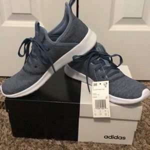 Never worn adidas cloud foam pure